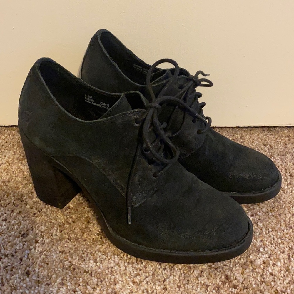 Born lace up ankle boot